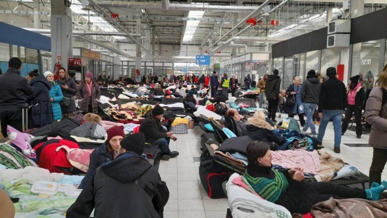 Réfugiés dans le centre d'accueil de Mlyny en Pologne, près de la frontière ukrainienne © Didier Assal - Médecins du Monde France